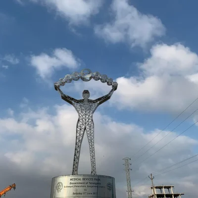 MedTech_Park_Entrance_Str-28_Nov_2002_(2)